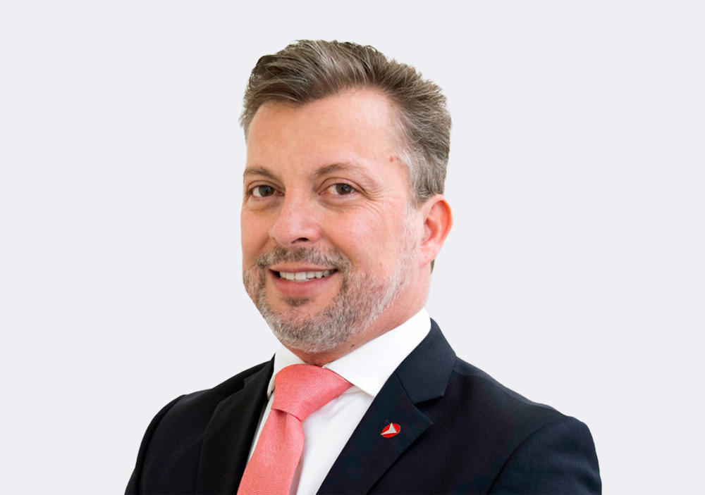 Ricardo Alvarez - General Manager